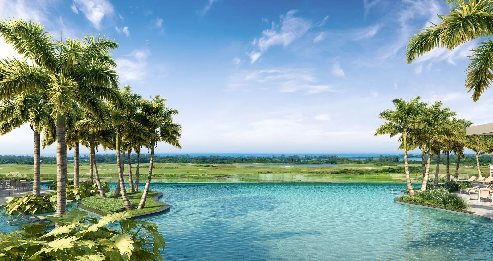 Perspectiva da piscina adulto com borda infinita, coqueiros e o campo de golfe ao fundo