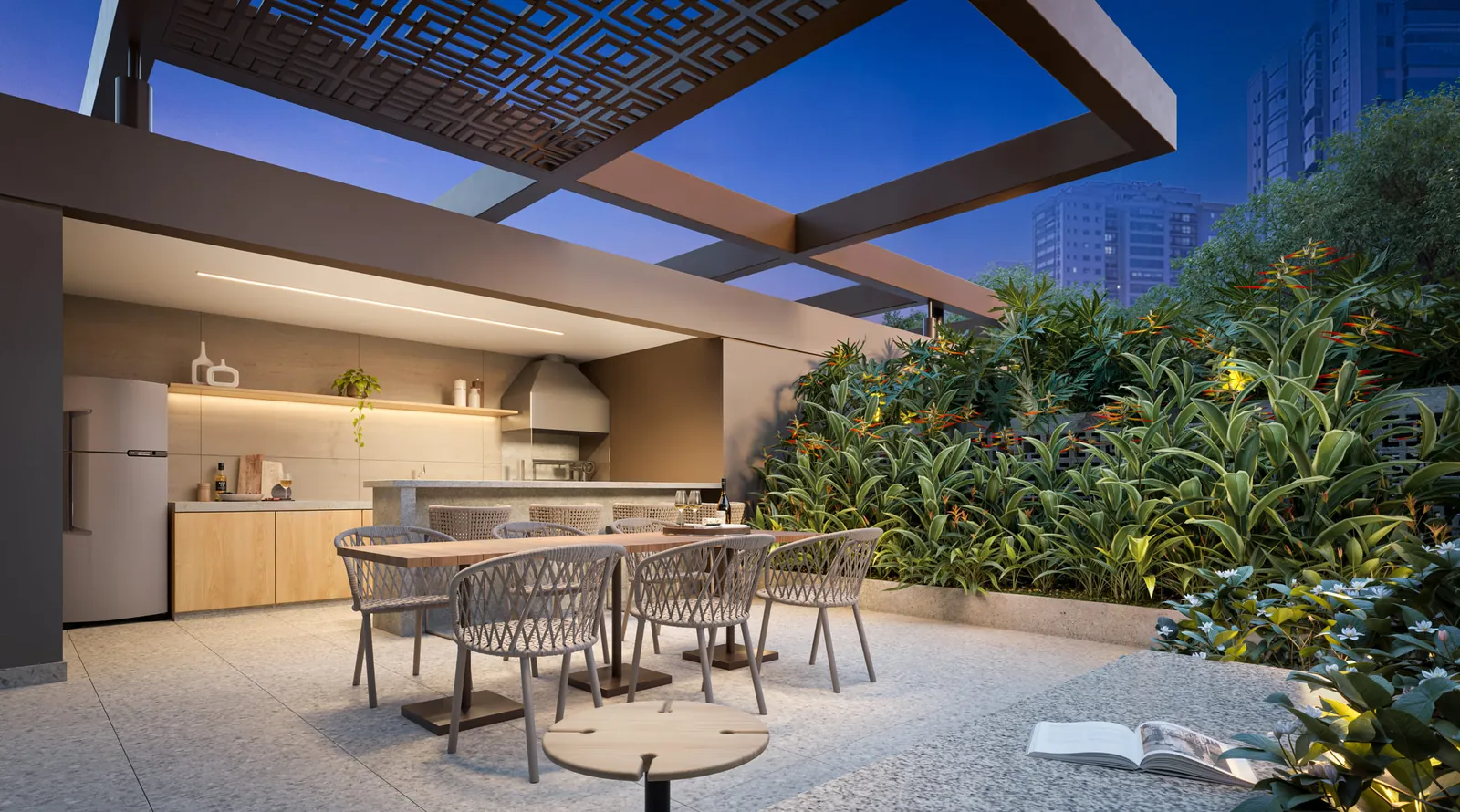 Pool house com cozinha aberta, mesa de jantar e jardim